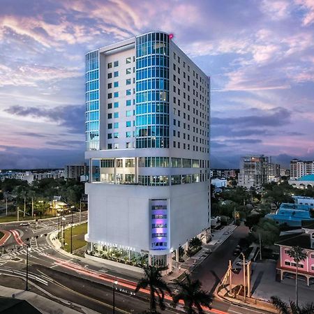 Embassy Suites By Hilton Sarasota Esterno foto